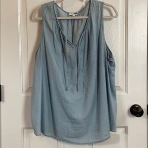 Lightweight Sleeveless Chambray Top like new!